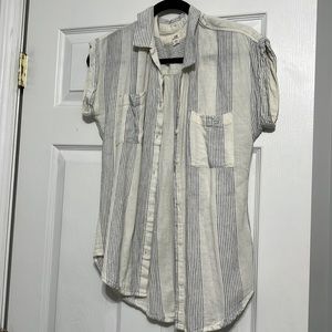 Thread Supply Button-up Blouse